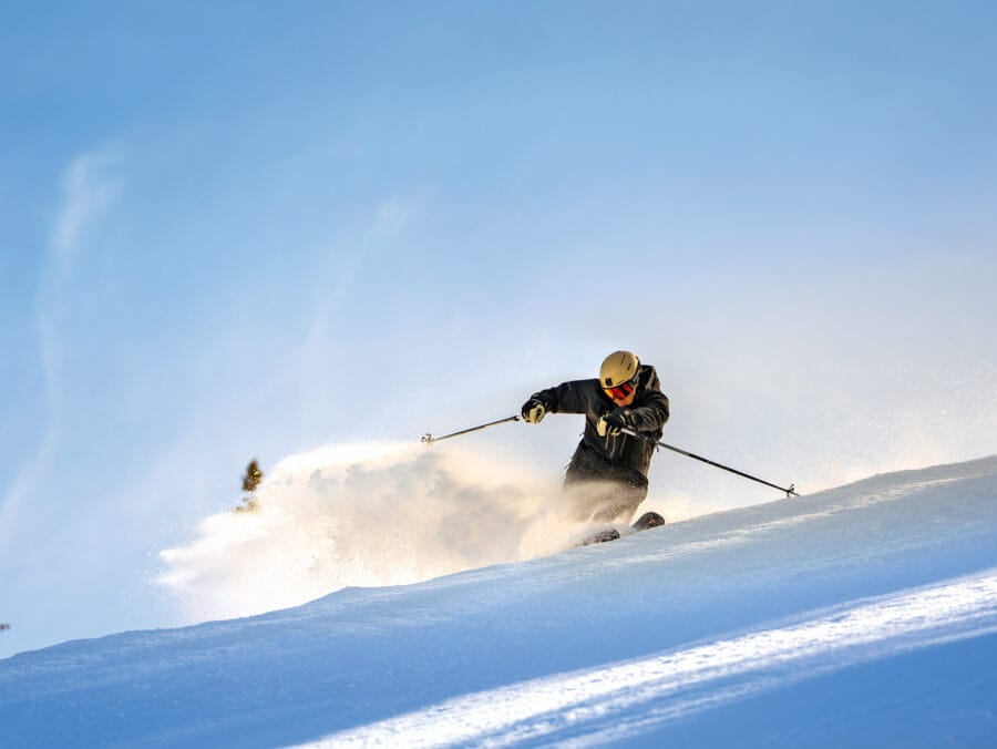 Jonny ski action